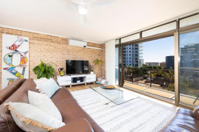 Sundek 18, Forster